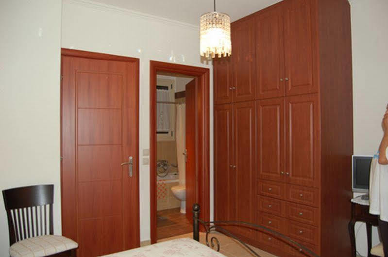 Nostimon Emar Appartement Lourdata  Buitenkant foto